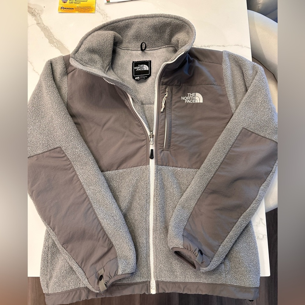 The North Face Women’s size S Denali fleece jacket